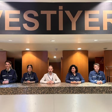 vestiyer istanbul, vestiyer hostes, vestiyer, vestiyer kiralama, kiralık vestiyer, etkinlik vestiyer