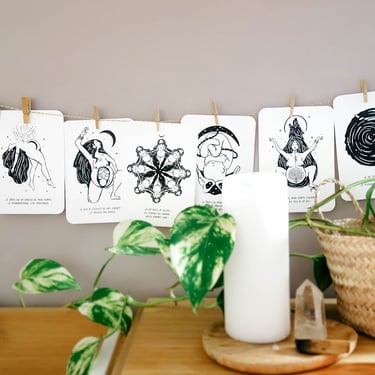 guirlande de carte mantras de la naissance