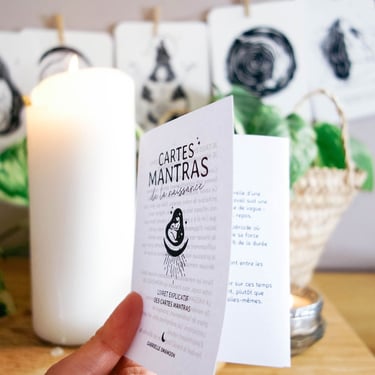 livret explicatif cartes mantras de la naissance