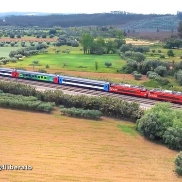 Comboio railway summit CP2600