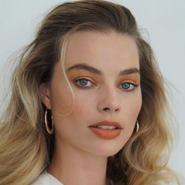 MARGOT ROBBIE