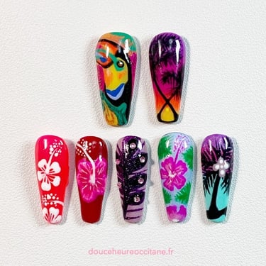 nail art tropical