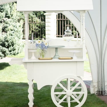 desertų vežimėlio karučio nuoma krikštynoms desertams ratai