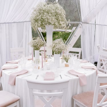 desertų stalo dekoras vestuvėms Vestuvių dekoratorė Floristė guboja pink decor