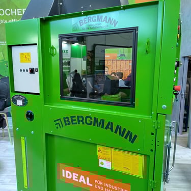 BERGMANN Pack-Station s oknem