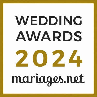 Mariages.net Wedding Awards 2024 logo in gold and black text on a white background.