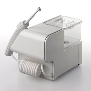 Fonctionnement d’un jet dentaire, hydropulseur (réservoir, pompe, embout) hygiene-precision.com