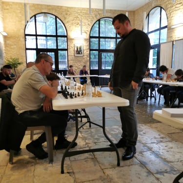 Dino Milanovic simultanée déchecs à lalbenque 6