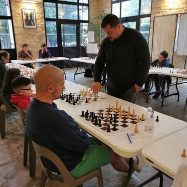 Dino Milanovic simultanée déchecs à lalbenque 16