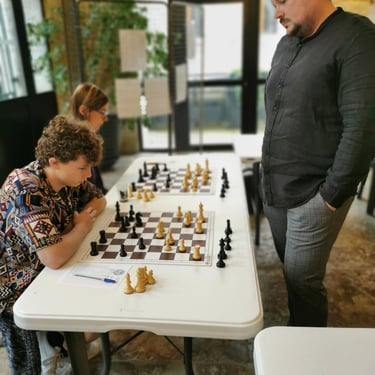 Dino Milanovic simultanée déchecs à lalbenque 3