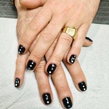 Manicura masculina en Barcelona