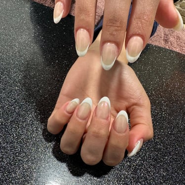 Manicura en Barcelona, salón de uñas en Barcelona, mejor salón de uñas en Barcelona, uñas acrílicas, nail art, gel x