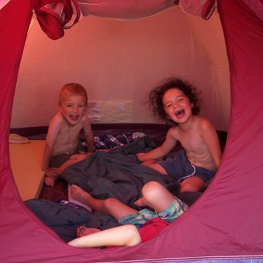 Une nuit au camping des deux Séquoias