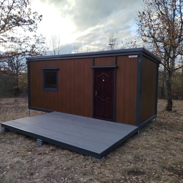 drvo dekor kontejner od sendvic panela deking terasa sigurnosna vrata