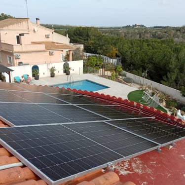Instalacion paneles solares en Algorfa