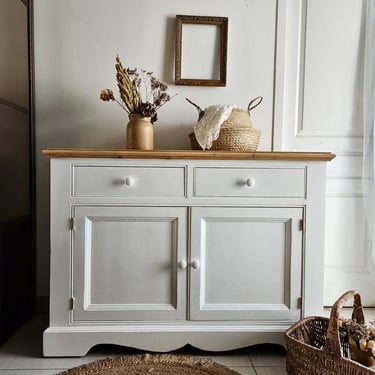 Meuble blanc relooké par les meubles de Louise