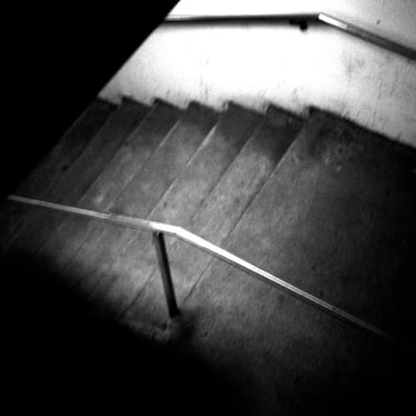 photographe de rue noir et blanc sur annecy