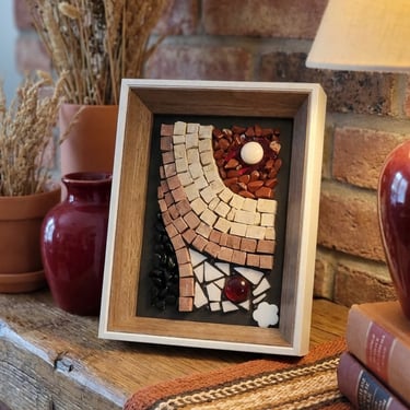 cadre mosaique beige et rouge