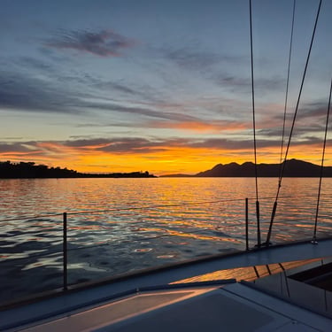 Menorca sunset | S/Y Miyabi, Vismara 62