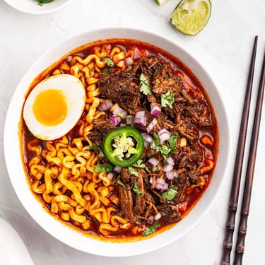 BIRRIA RAMEN