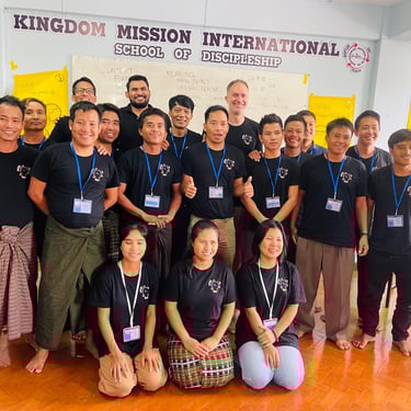 Bible training in Maesai, Training Pastors and leaders in Maesai, Myanmar pastors and leaders training