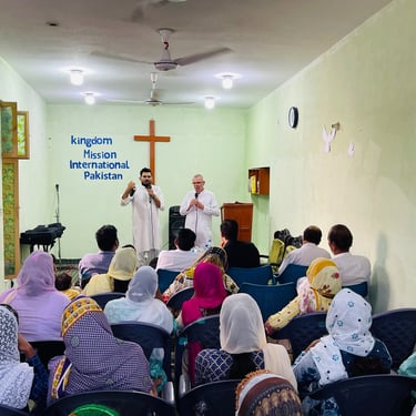 KMI Pakistan Church , Ministry in Pakistan, Baptizing in Pakistan, Christians in Pakistan, Christian organisation in Pakistan