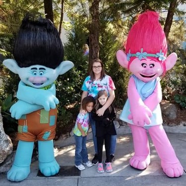  Kids with Trolls in Universal Studios, Theme park, Family vacations