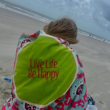 Live life Be happy, ,girl on beach
