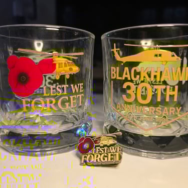 BH30 Connexion whisky glasses with poppy Lest We Forget and gold helicopter graphics