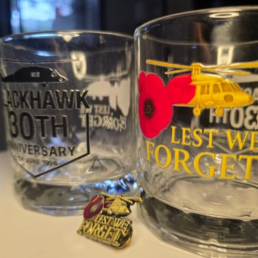 BH30 Connexion whisky glass with poppy Lest We Forget graphic