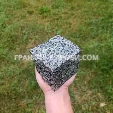 Колота гранітна бруківка покостівка 10*10*10