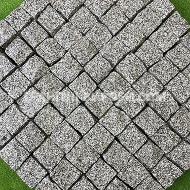 Колота гранітна бруківка покостівка 10*10*5