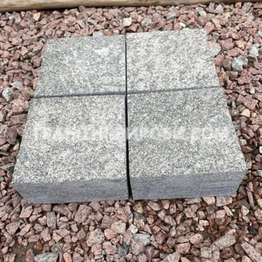 Пилена гранітна бруківка габро 10*10*5