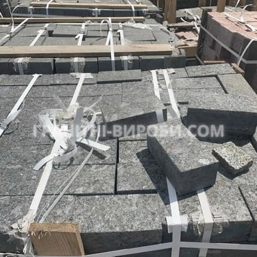 Пилена гранітна бруківка лабрадорит 20*10*5