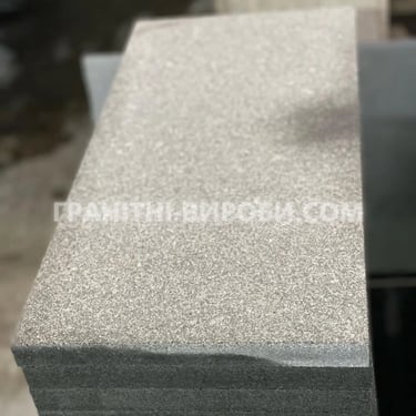 Термооброблена плитка Габро 60х30х3