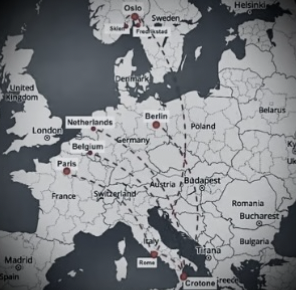  Zainab Abdulkarim Ali, Art ، زينب عبد الكريم، الفن التشكيلي العراقي، العراق، النرويج، اوسلو، معرض الدعاوي الكيدية 