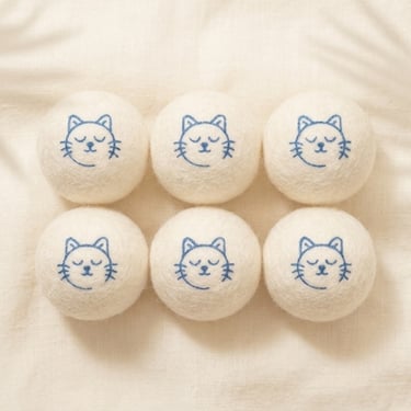 Six pack wool cat ball set