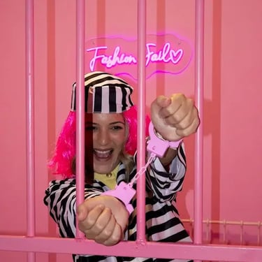 Prison-themed photo room at Selfie Experience Split – funny and interactive selfie attraction