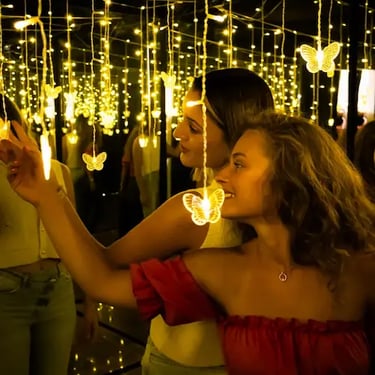 nfinity mirror room with lights at Selfie Experience Split – unique photo experience in Split