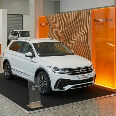 Progettazione concessionario a Milano- progettazione d'interni - Giulia Sbrogiò | designer