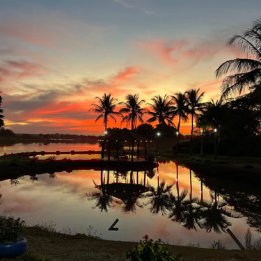 Por do Sol area externa, piscina e rio do Rancho do Neneco - Rancho para alugar em Miguelópolis SP