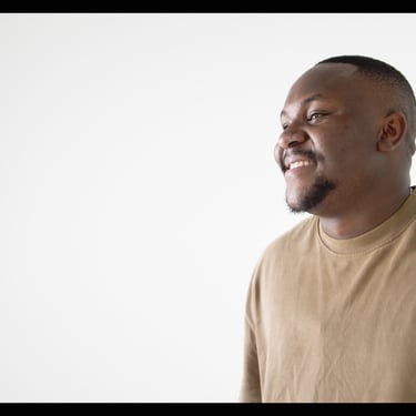 Paul Kachala appearing in Wabwino music video by Paul Clement filmed by Daniel da Trindade.