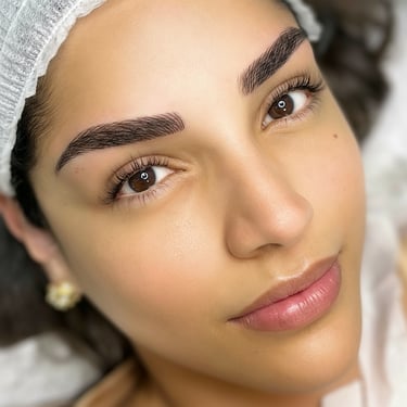 micropigmentación de cejas