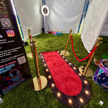 photobooth wedding event outdoors in north wales