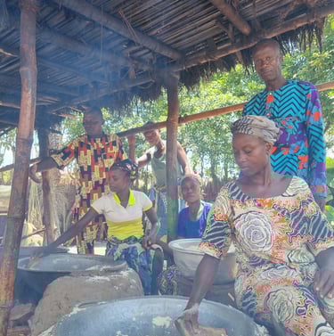 Groupement de femmes aidé par Emmaüs Pahou