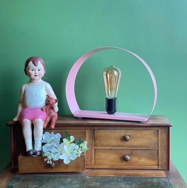 luminaire artisanal en acier upcyclé collection Memphiis rose candy