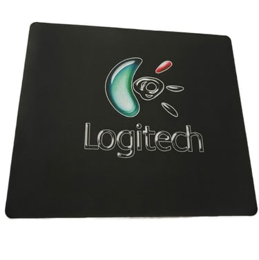 Logitech Mouse Pad Smooth Surface – Easy to Clean and  Accurate Mouse Control