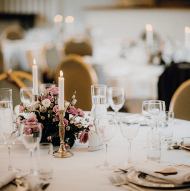 photo de tables dressées par le Festif Chambly