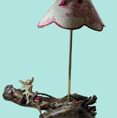 Luminaire en bois flotté, abat-jour romantique