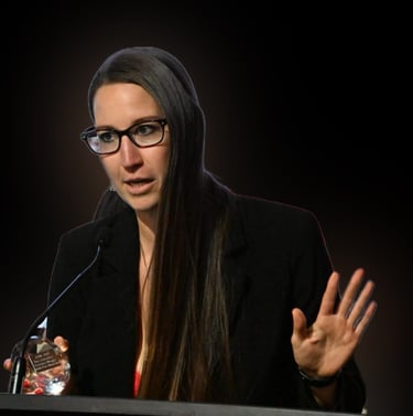 Pleasurleit Patricia at a speaking